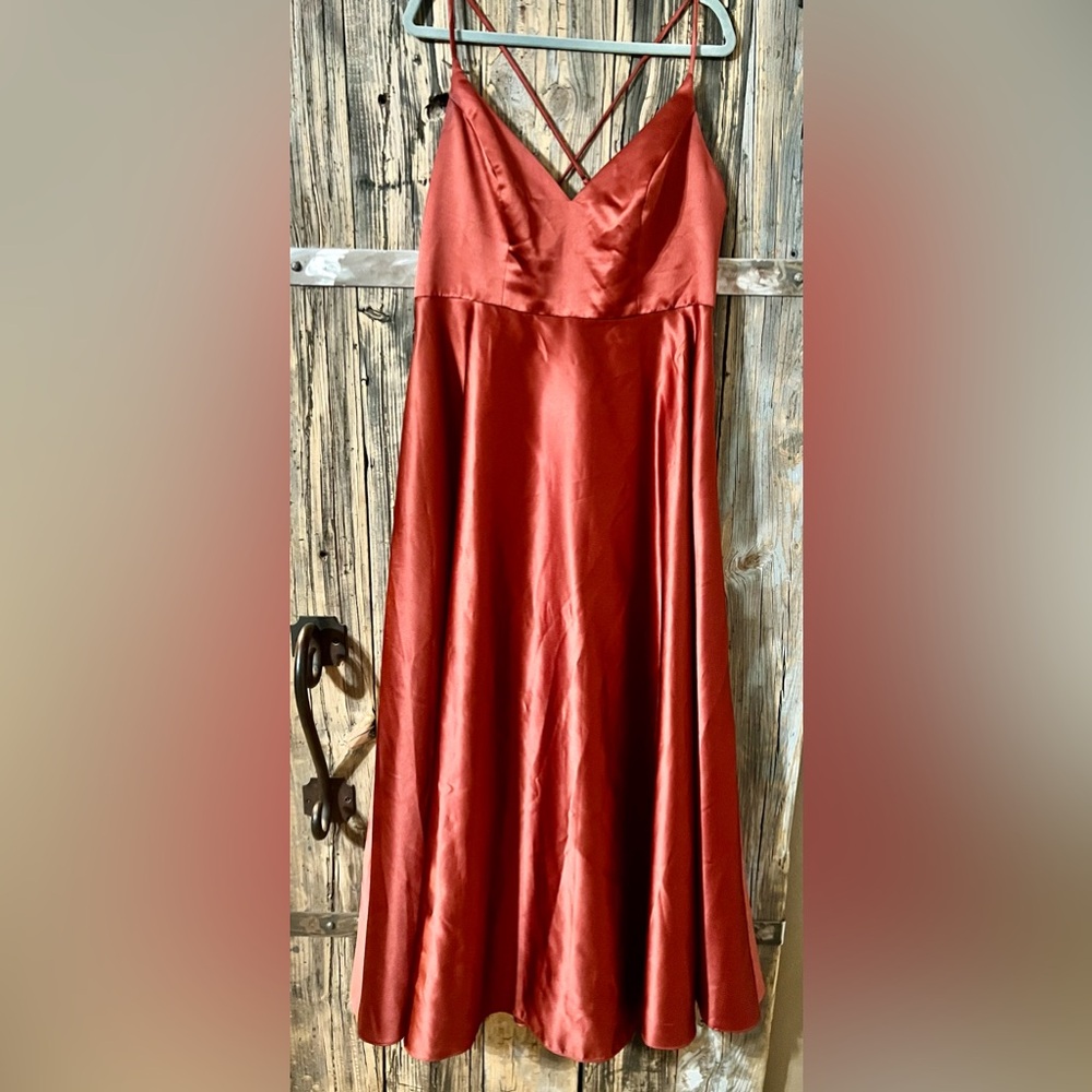 Gorgeous DB Studio gown.